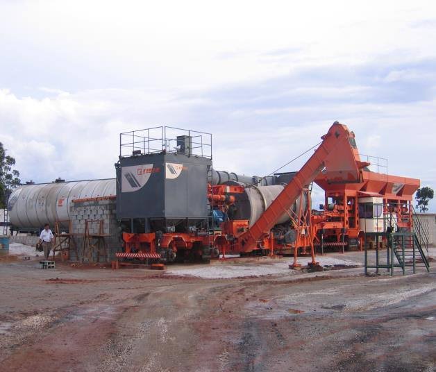 Usina de asfalto montada com tanque máster de 80 mil litros